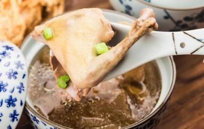 Các Khử Mùi Tanh Cho Thịt Chim Bồ Câu